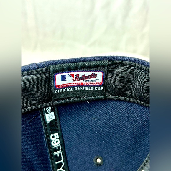 Boston Red Sox New Era 59FIFTY Authentic MLB Collection Cap - Picture 6 of 6